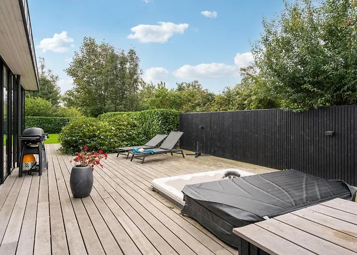 Four-bedroom In * Juelsminde (Hedensted)